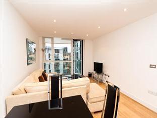 Times Square Serviced Apartments Лондон Экстерьер фото
