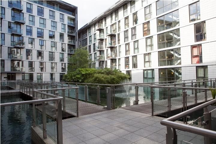Times Square Serviced Apartments Лондон Экстерьер фото