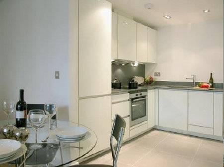 Times Square Serviced Apartments Лондон Экстерьер фото